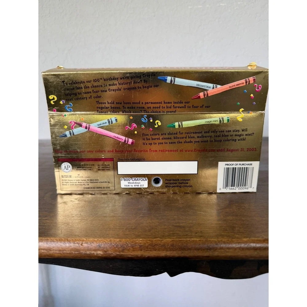 Vintage Crayola Special Edition 100 Crayons Gold Box 2002 Binney & Smith